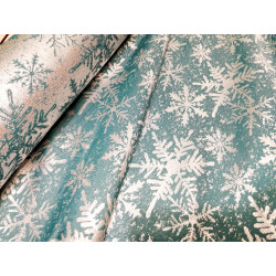 Tkanina obrusowa - dekoracyjna zielono-serbrna w śnieżynki - rygiel